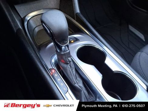 Used 2022 Chevrolet Malibu LS image 17