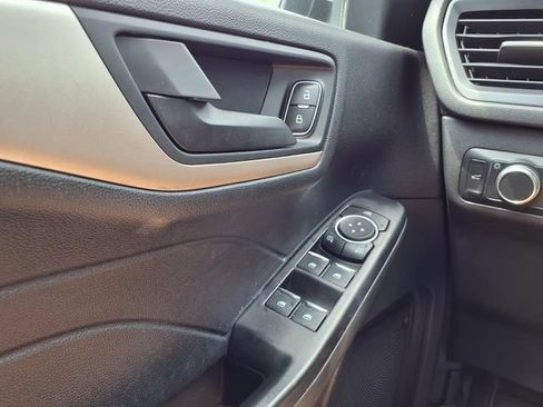 Used 2022 Ford Escape SE w/ Convenience Package AWD/4WD image 18