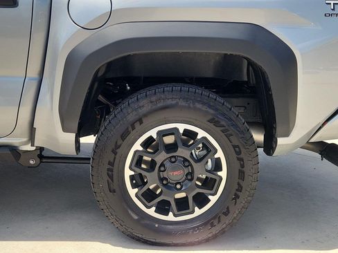 Used 2026 Toyota Tacoma TRD Off-Road AWD/4WD image 30