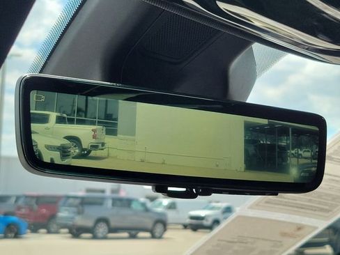 Used 2022 Jeep Grand Cherokee Overland w/ Luxury Tech Group IV image 31