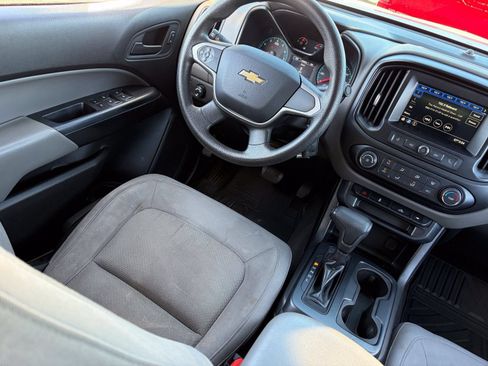 Used 2019 Chevrolet Colorado W/T w/ WT Convenience Package RWD image 15