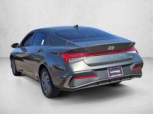 New 2026 Hyundai Elantra Blue image 9