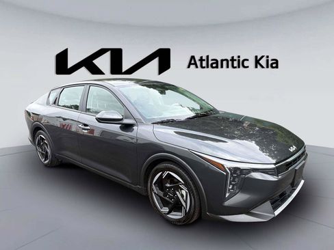 Certified 2025 Kia K4 EX FWD image 4