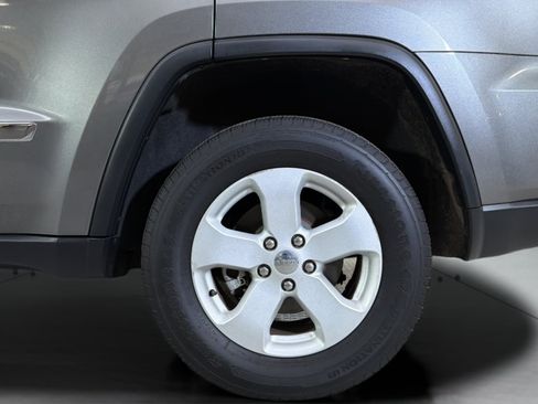 Used 2011 Jeep Grand Cherokee Laredo AWD/4WD image 37