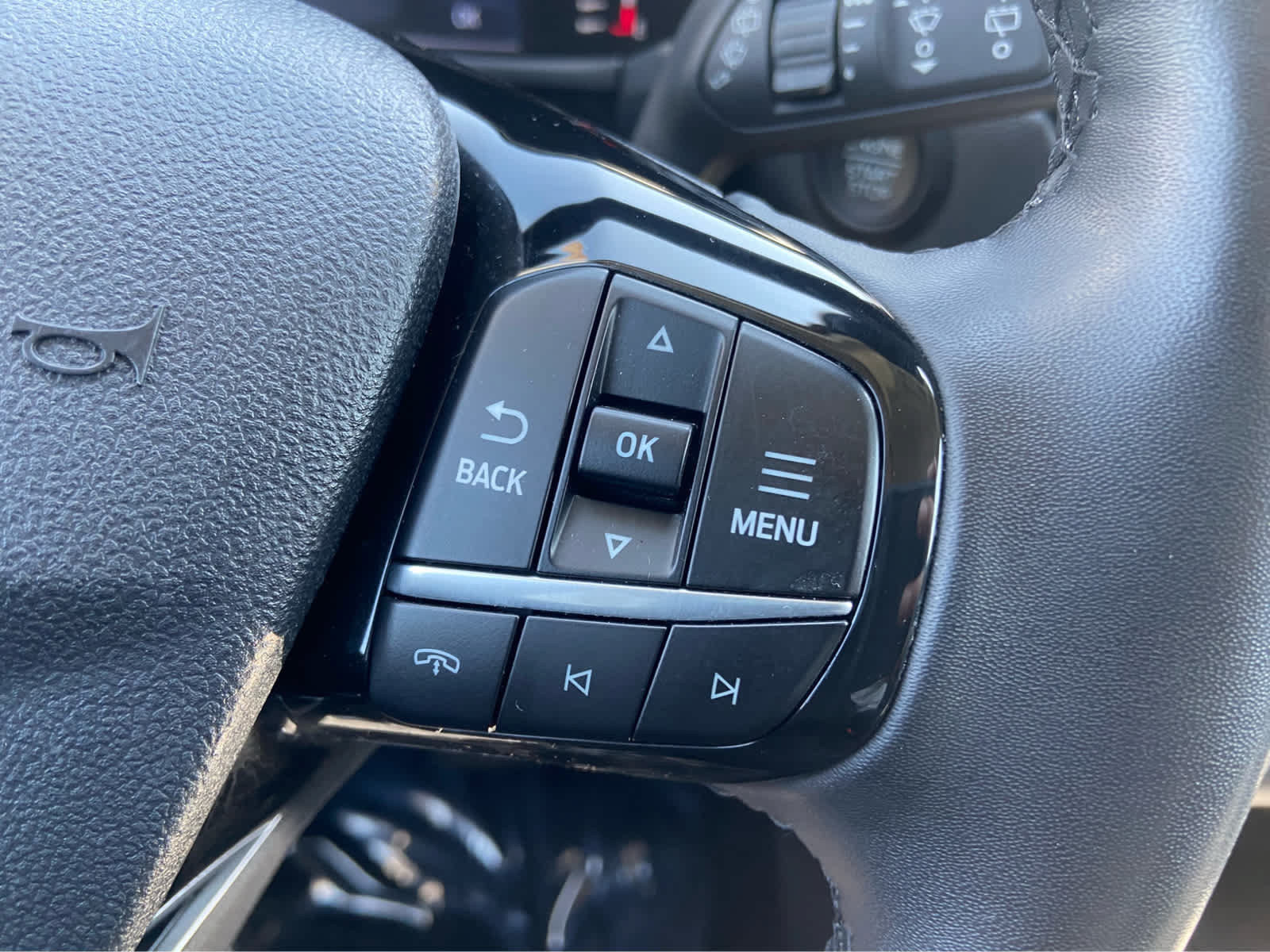 Used 2023 Ford Escape Active w/ Cold Weather Package FWD image 19