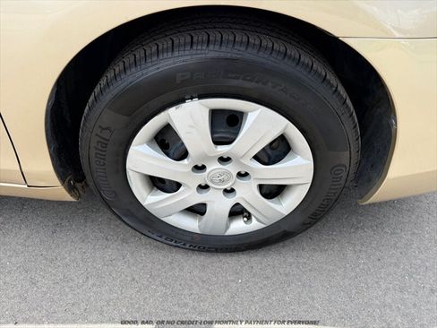 Used 2011 Toyota Camry LE FWD image 20