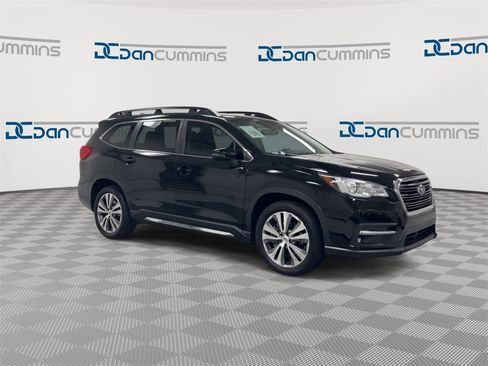 Used 2022 Subaru Ascent Limited image 2