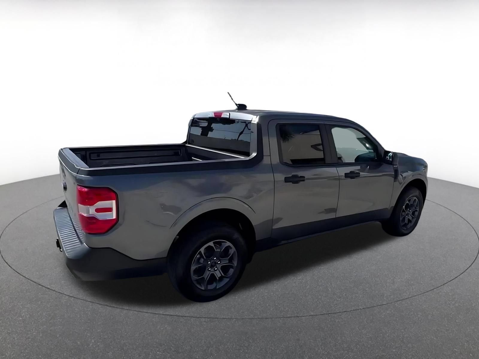 Used 2026 Ford Maverick XLT FWD image 14