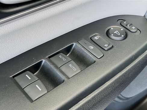 Used 2022 Honda CR-V EX-L image 20