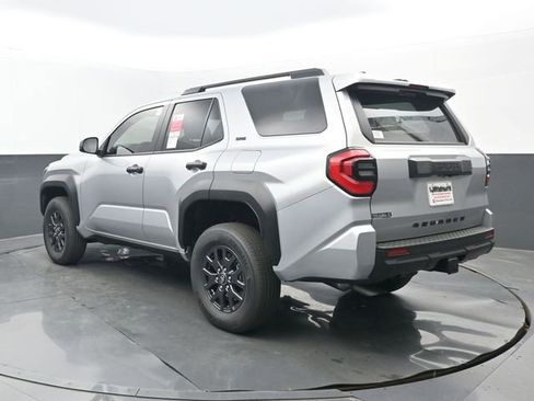 New 2026 Toyota 4Runner SR5 image 3
