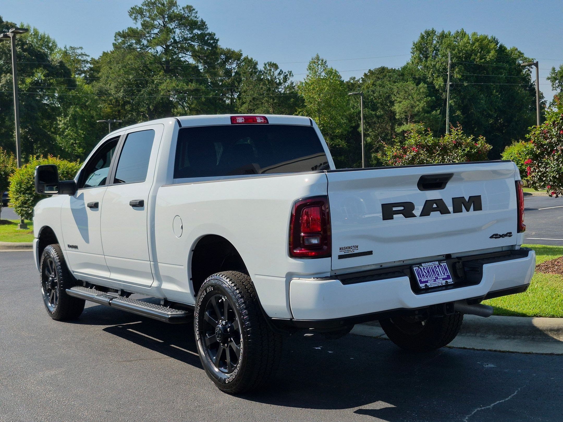 Used 2026 RAM 2500 Big Horn AWD/4WD image 7