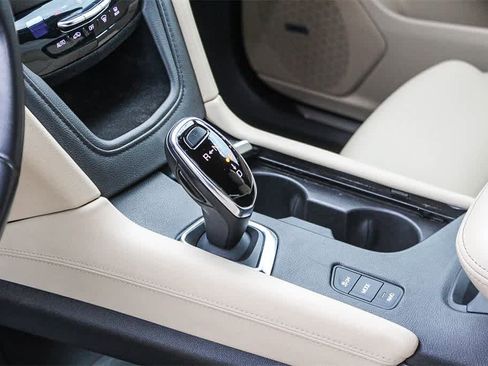 Used 2019 Cadillac XT5 AWD image 28