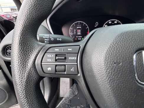 Certified 2024 Honda HR-V LX image 24
