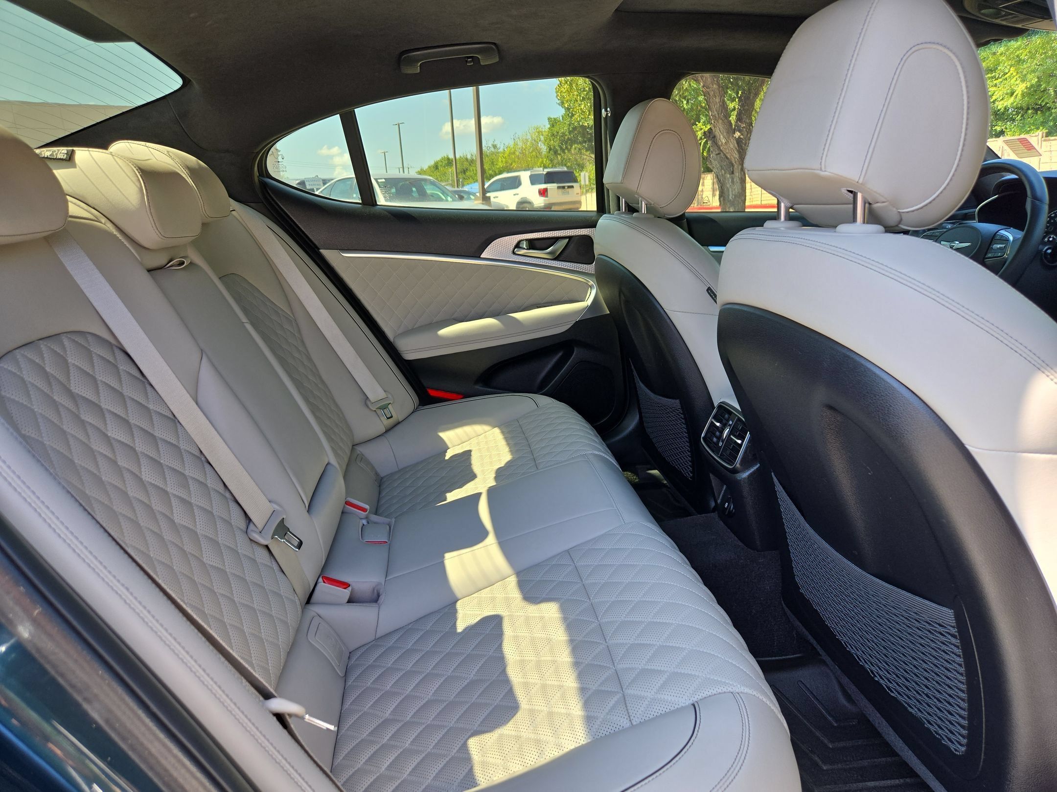 Used 2023 Genesis G70 3.3T w/ Sport Prestige Package AWD/4WD image 25