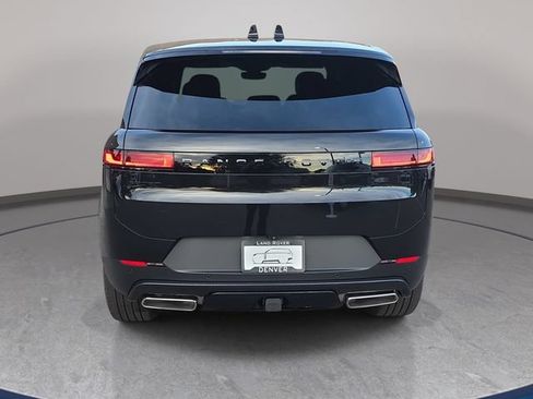 New 2026 Land Rover Range Rover Sport SE AWD/4WD image 6