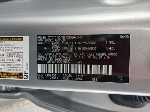 Used 2025 Toyota 4Runner TRD Sport Premium AWD/4WD image 41