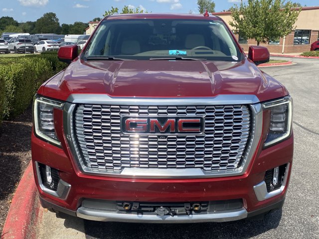 Used 2024 GMC Yukon XL Denali AWD/4WD image 12