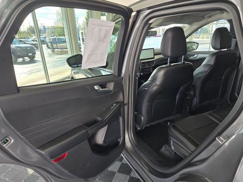 Used 2024 Ford Escape Platinum image 35