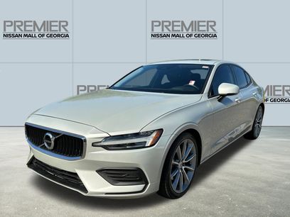 Used 2019 Volvo S60 T5 Momentum w/ Multimedia Package