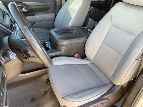 Used 2023 GMC Yukon XL SLT image 20