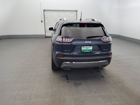 Used 2021 Jeep Cherokee Limited image 6
