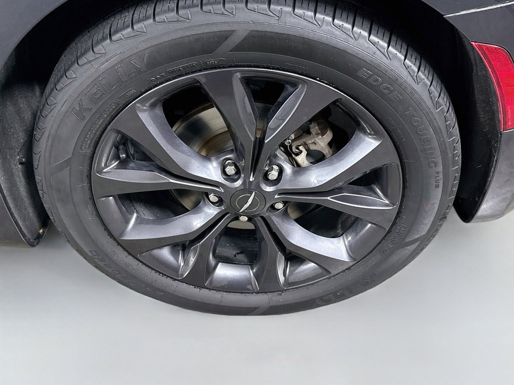 Used 2020 Chrysler Pacifica Touring-L w/ S Appearance Package FWD image 29