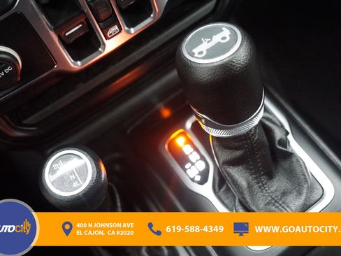 Used 2019 Jeep Wrangler Unlimited Sport AWD/4WD image 22
