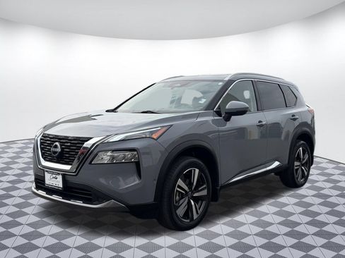 Used 2023 Nissan Rogue SL w/ SL Premium Package AWD/4WD image 3