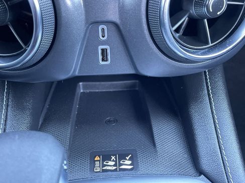 Used 2025 Chevrolet Blazer LT w/ Convenience Package image 24