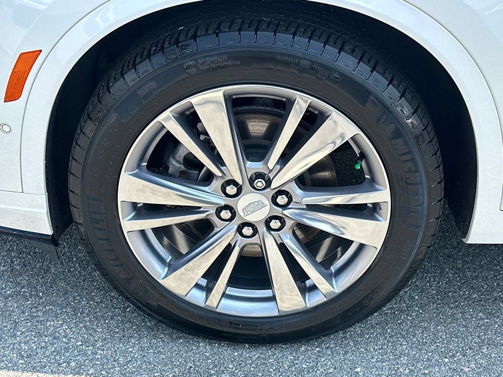 Certified 2023 Cadillac XT6 Premium Luxury w/ Technology Package AWD/4WD image 11