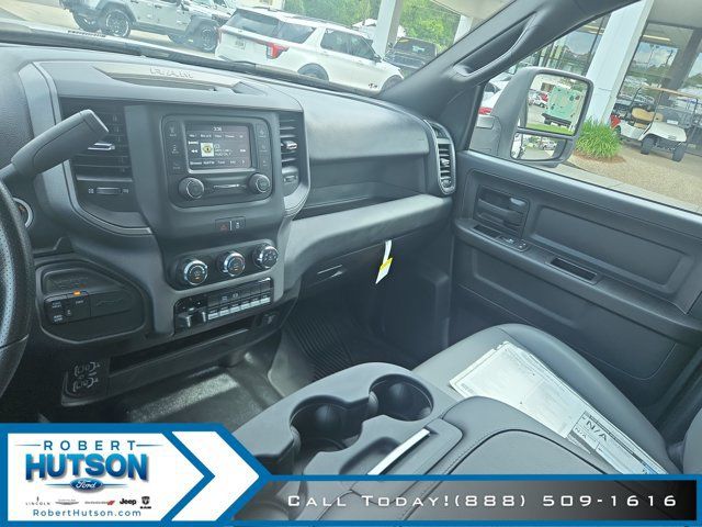 New 2024 RAM 4500 Tradesman w/ Chrome Appearance Group AWD/4WD image 17