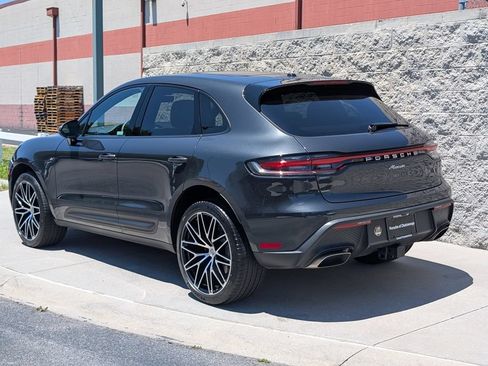 Certified 2026 Porsche Macan AWD/4WD image 3