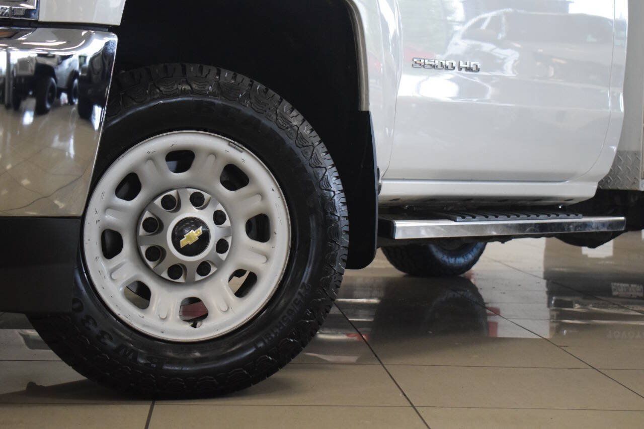 Used 2016 Chevrolet Silverado 3500 W/T RWD image 9