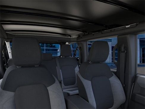 New 2025 Ford Bronco 4-Door image 12