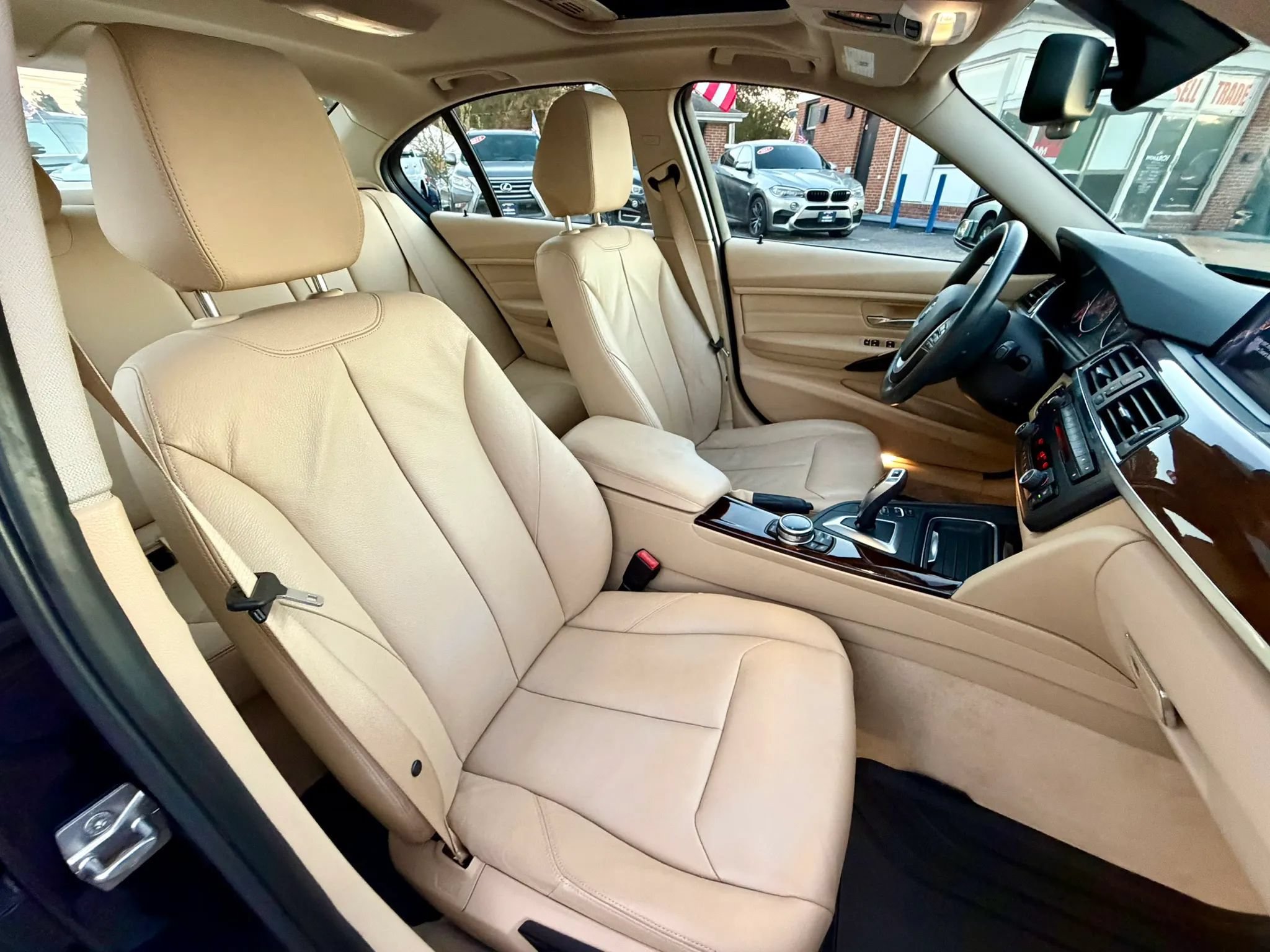 Used 2014 BMW 328d xDrive Sedan AWD/4WD image 11