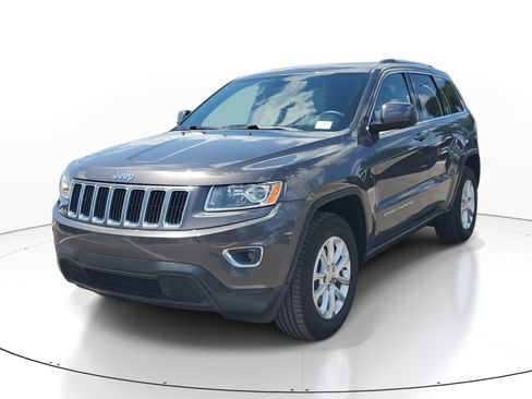 Used 2015 Jeep Grand Cherokee Laredo w/ Quick Order Package 23E RWD image 4
