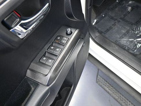 Used 2021 Toyota Tacoma SR5 image 14