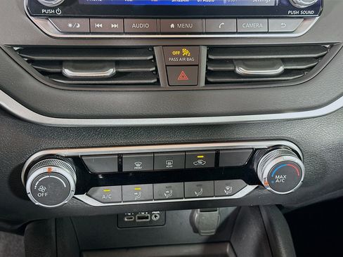 Used 2025 Nissan Altima 2.5 S image 22