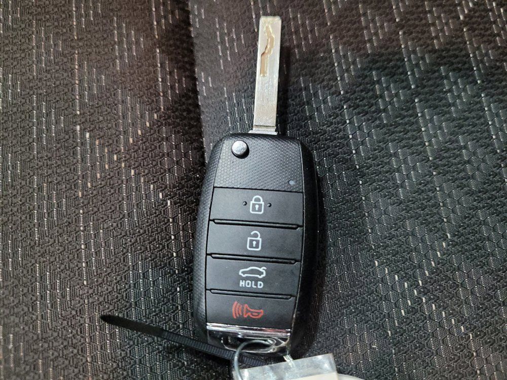 Used 2019 Kia Rio S FWD image 32