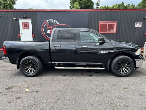 Used 2017 RAM 1500 Big Horn AWD/4WD image 6