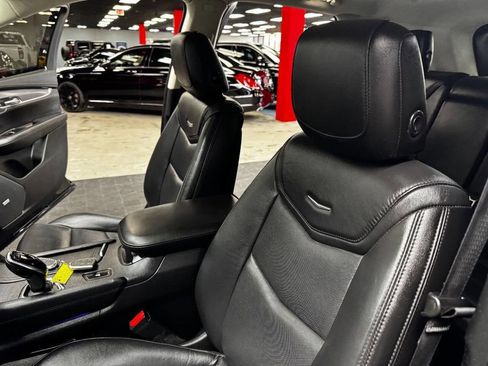 Used 2019 Cadillac XT5 Luxury image 35