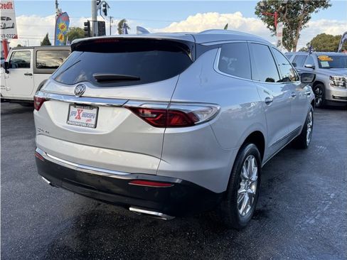 Used 2022 Buick Enclave Premium image 65
