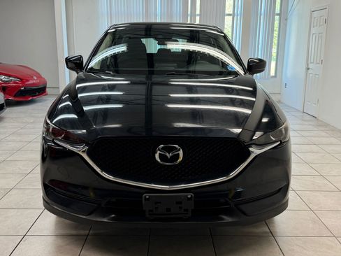 Used 2017 MAZDA CX-5 Sport image 2