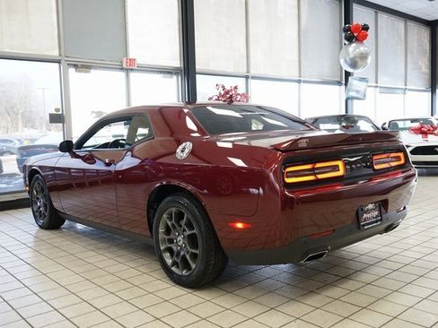 Used 2018 Dodge Challenger GT w/ Driver Convenience Group image 5