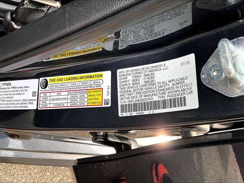 Used 2025 Honda Civic Sport image 16