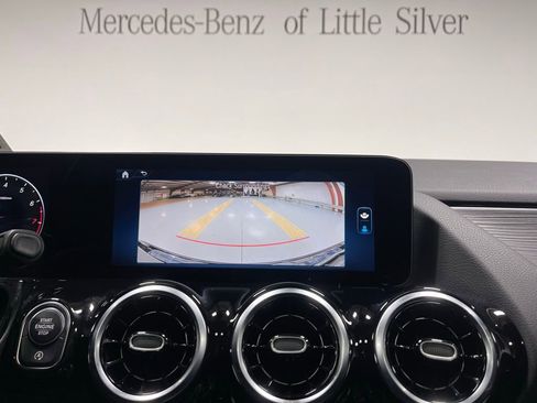 Used 2026 Mercedes-Benz GLA 250 4MATIC image 33