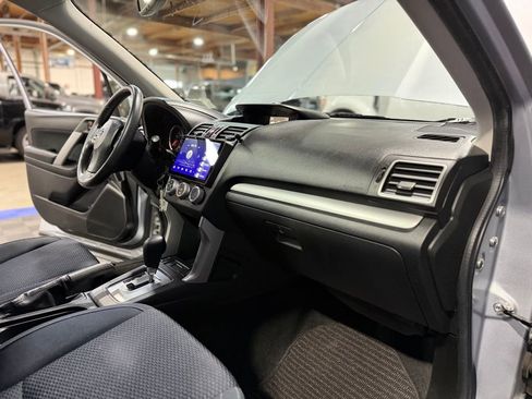 Used 2016 Subaru Forester 2.5i Premium w/ All-Weather Package image 17