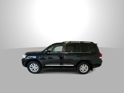 Used 2021 Toyota Land Cruiser image 5