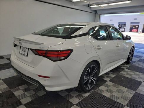 Certified 2023 Nissan Sentra SR w/ SR Premium Package FWD image 6
