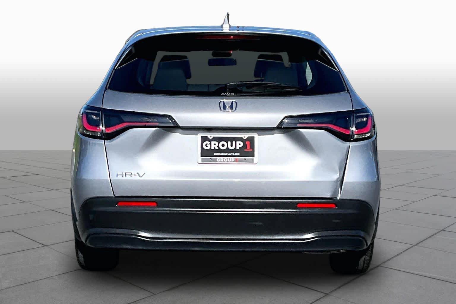 Used 2024 Honda HR-V LX image 5